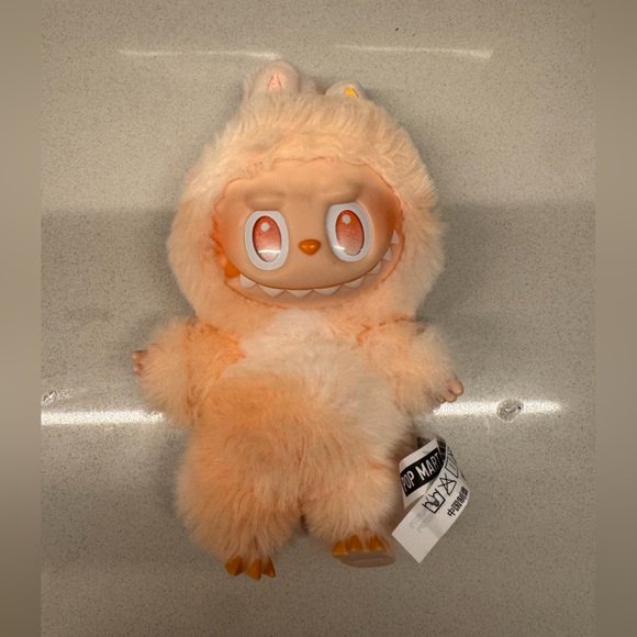 100% Authentic Labubu - Happiness - Picture 1 of 3